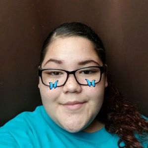 Meet your Posher, Araceli